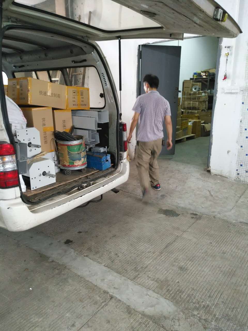 興德快速卷簾門(mén)上門(mén)安裝永勝醫(yī)療制品公司